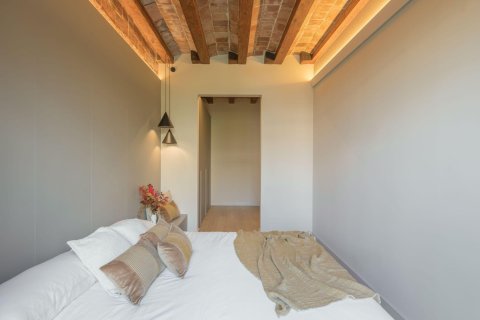 Lägenhet till salu i Barcelona, Spanien 3 sovrum, 124 kvm. Nr. 160770 - foto 14