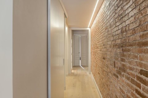 Lägenhet till salu i Barcelona, Spanien 3 sovrum, 124 kvm. Nr. 160770 - foto 20