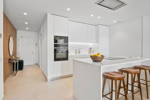 Apartment for sale Marbella, Malaga, Spain 3 bedrooms, 124 sq.m. No. 109675 - photo 9