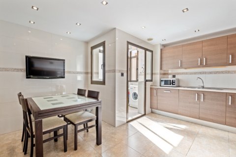 Penthouse for sale Torremolinos, Malaga, Spain 4 bedrooms, 141 sq.m. No. 109677 - photo 16