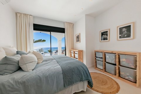 House for sale Benalmadena, Malaga, Spain 5 bedrooms, 450 sq.m. No. 109676 - photo 10