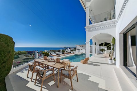 House for sale Benalmadena, Malaga, Spain 5 bedrooms, 450 sq.m. No. 109676 - photo 2