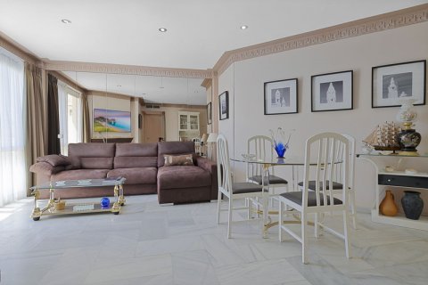 Apartment for sale Benalmadena, Malaga, Spain 2 bedrooms, 86 sq.m. No. 109673 - photo 14