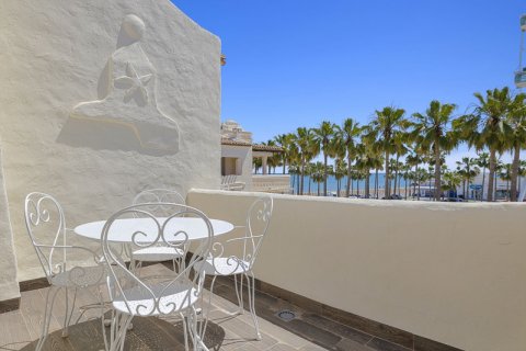 Apartment for sale Benalmadena, Malaga, Spain 2 bedrooms, 86 sq.m. No. 109673 - photo 2