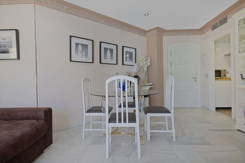 Apartment for sale Benalmadena, Malaga, Spain 2 bedrooms, 86 sq.m. No. 109673 - photo 10
