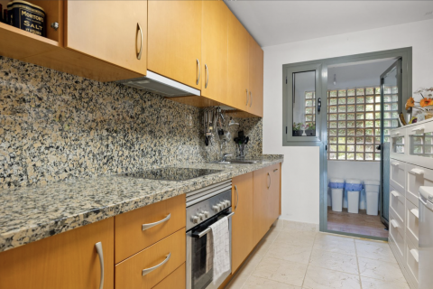Apartment for sale Estepona, Malaga, Spain 2 bedrooms, 99 sq.m. No. 109659 - photo 25
