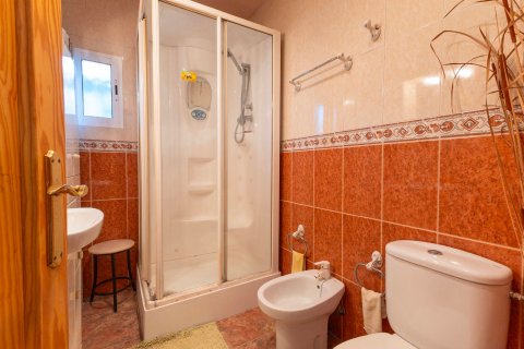 Villa for sale Cabo Roig, Alicante, Spain 4 bedrooms, 170 sq.m. No. 116260 - photo 23