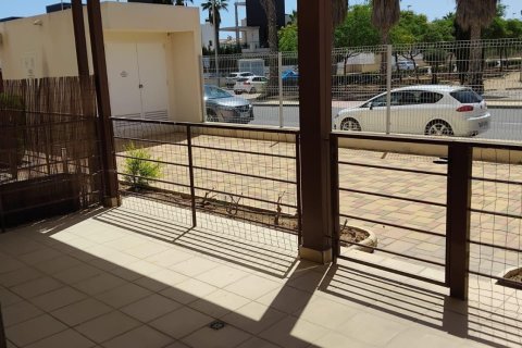 Apartamento en venta en Cabo Roig, Alicante, España 2 dormitorios, 74 m2 No. 179588 - foto 3
