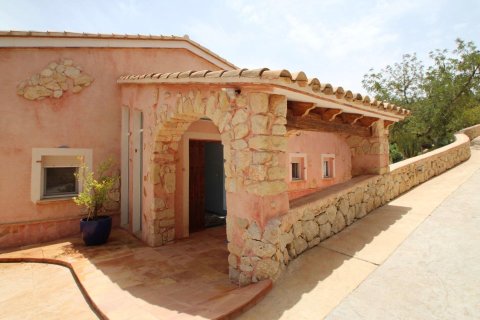 Villa till salu i Altea, Alicante, Spanien 3 sovrum, 370 kvm. Nr. 179592 - foto 10