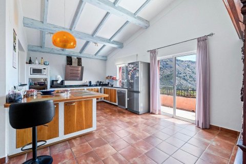 Villa till salu i Altea, Alicante, Spanien 3 sovrum, 370 kvm. Nr. 179592 - foto 18