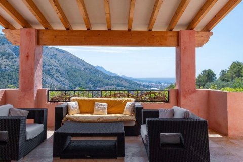 Villa till salu i Altea, Alicante, Spanien 3 sovrum, 370 kvm. Nr. 179592 - foto 25