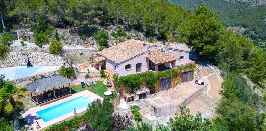 Villa i Altea, Alicante, Spanien 3 sovrum, 370 kvm. Nr. 179592