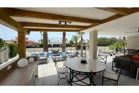 Huvila myytävänä Albir, Alicante, Espanja, 4 makuuhuonetta,  No. 179594 - kuva 6