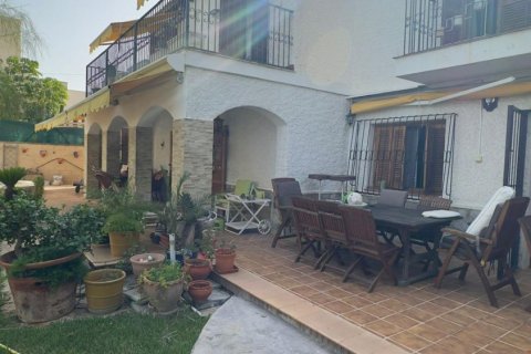 Huvila myytävänä Punta Prima, Alicante, Espanja, 4 makuuhuonetta, 360 m2 No. 179591 - kuva 8