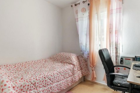 Villa till salu i Alicante, Spanien 3 sovrum, 120 kvm. Nr. 179589 - foto 13