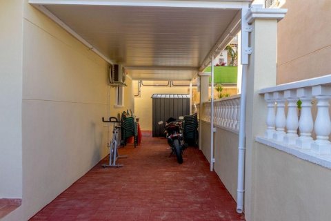 Villa till salu i Alicante, Spanien 3 sovrum, 120 kvm. Nr. 179589 - foto 24