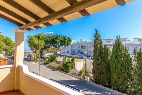 Villa till salu i Alicante, Spanien 3 sovrum, 120 kvm. Nr. 179589 - foto 14