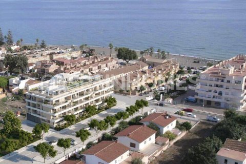 Ático en venta en Rincón de la Victoria, Málaga, España 2 dormitorios, 172 m2 No. 155793 - foto 7