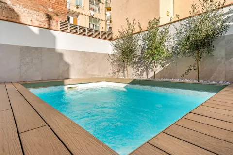 House for sale in Barcelona, Spain 6 bedrooms, 215 sq.m. No. 166979 - photo 3