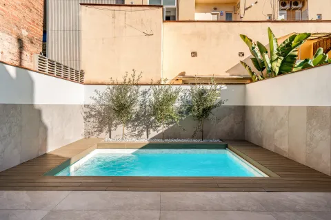 House in Barcelona, Spain 6 bedrooms, 215 sq.m. No. 166979