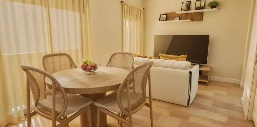 Dzīvoklis Barcelona, Spānijā 1 istaba, 50 m2 Nr. 166982
