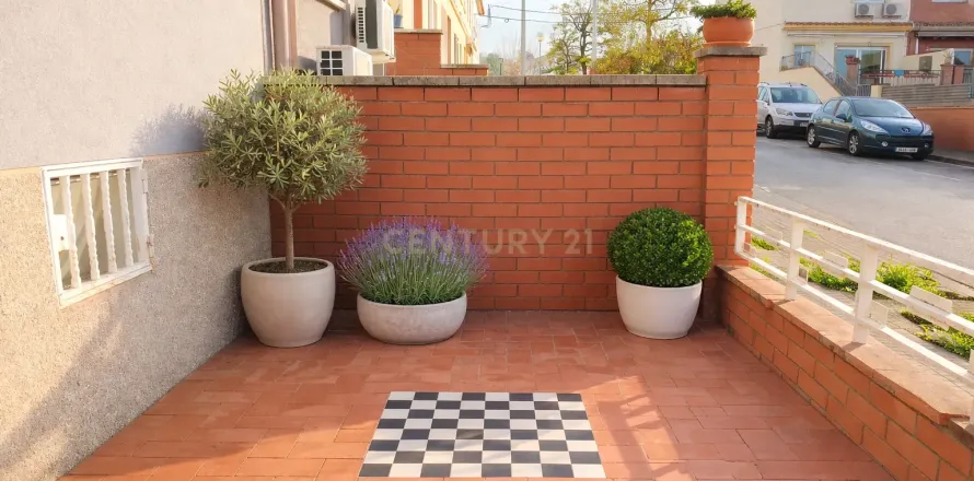 House à Masquefa, Barcelona, Espagne 4 chambres, 168 m2 No. 166980