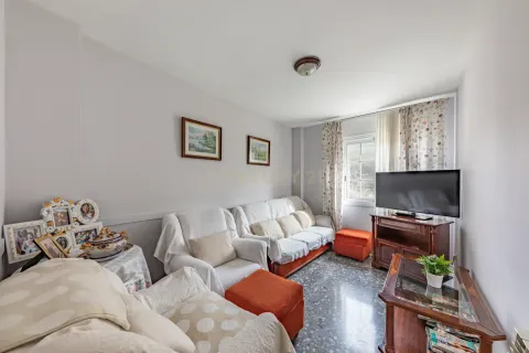 Hus till salu i Molins de Rei, Barcelona, Spanien 5 sovrum, 270 kvm. Nr. 166978 - foto 17