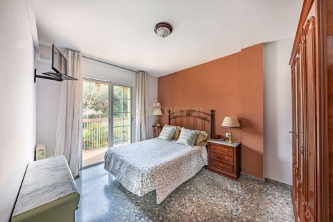 Hus till salu i Molins de Rei, Barcelona, Spanien 5 sovrum, 270 kvm. Nr. 166978 - foto 19