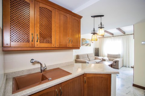 Apartment for sale in Torrevieja, Alicante, Spain 3 bedrooms, 103 sq.m. No. 149400 - photo 12