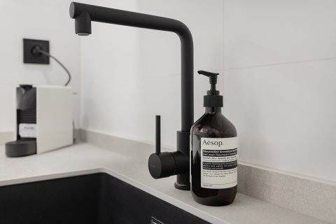 Apartment for sale in Barcelona, Spain 1 bedroom, 43 sq.m. No. 149405 - photo 25