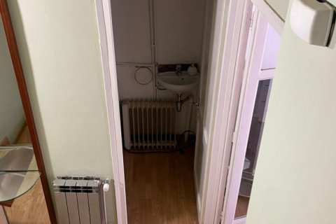 House for sale in Lleida, Spain 3 bedrooms, 119 sq.m. No. 186090 - photo 13