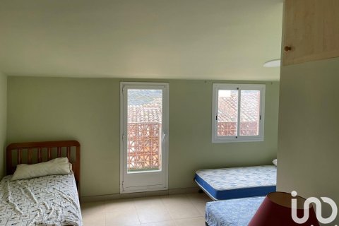 House for sale in Lleida, Spain 3 bedrooms, 119 sq.m. No. 186090 - photo 24