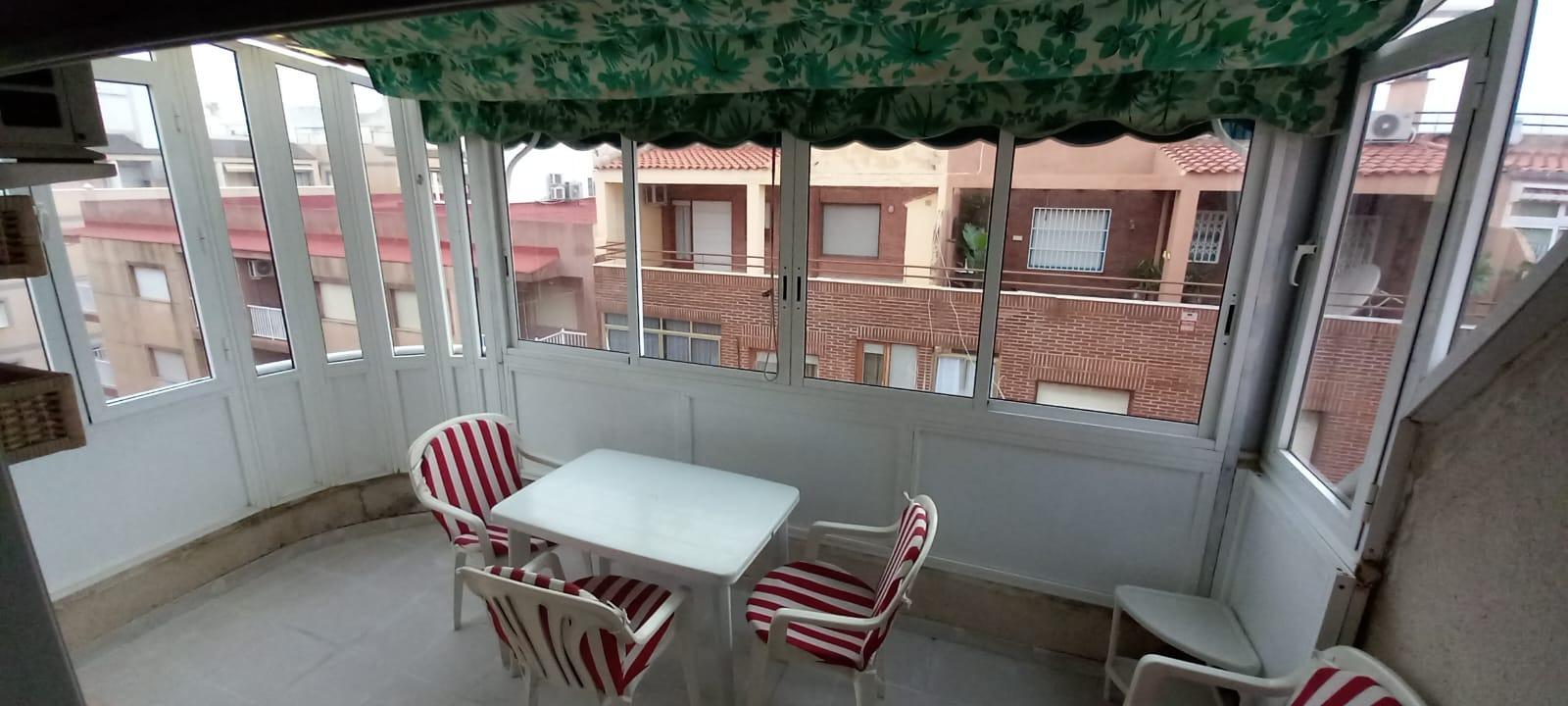 Apartment in Torrevieja, Alicante, Spain 2 bedrooms, 50 sq.m. No. 184206