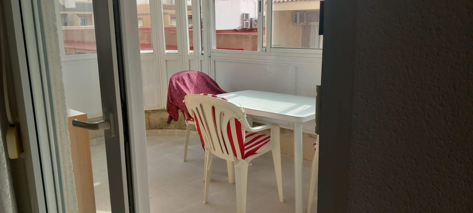 Apartment in Torrevieja, Alicante, Spain 2 bedrooms, 50 sq.m. No. 184206