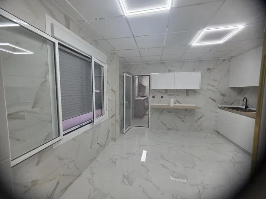 Apartamento en Almoradí, Alicante, España 3 dormitorios, 360 m2 No. 184209