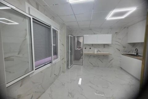 Appartamento in vendita a Almoradi, Alicante, Spagna 3 camere da letto, 360 mq. N° 184209 - foto 6
