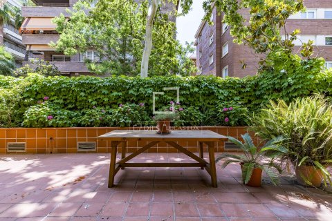 Apartament w Barcelona, Hiszpania 7 sypialni, 460 mkw. nr 150723 – zdjęcie 16