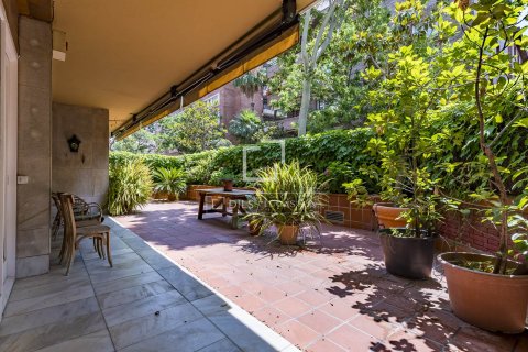 Apartament w Barcelona, Hiszpania 7 sypialni, 460 mkw. nr 150723 – zdjęcie 2