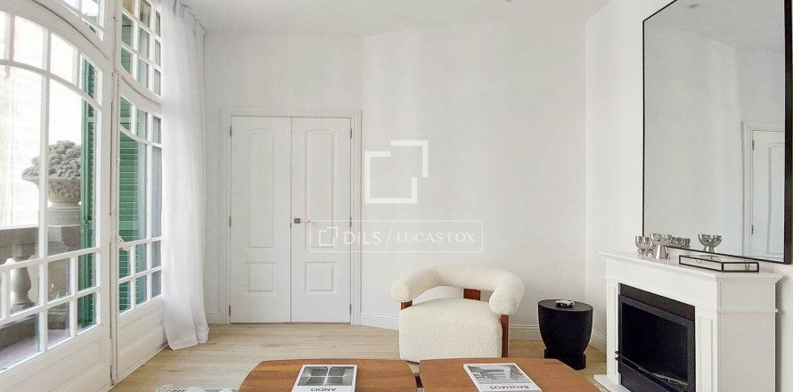 Apartamento en Barcelona, España 3 dormitorios, 126 m2 No. 150721