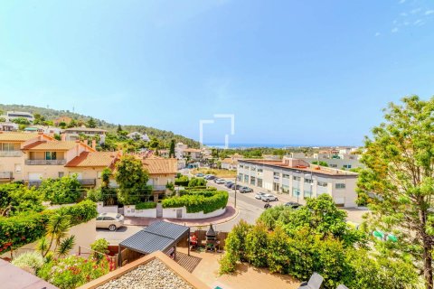 Villa for sale in Sitges, Barcelona, Spain 7 bedrooms, 278 sq.m. No. 150724 - photo 2