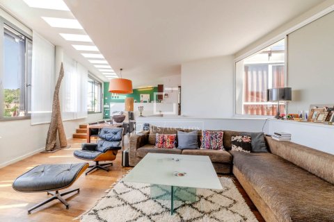 Villa for sale in Sitges, Barcelona, Spain 7 bedrooms, 278 sq.m. No. 150724 - photo 3