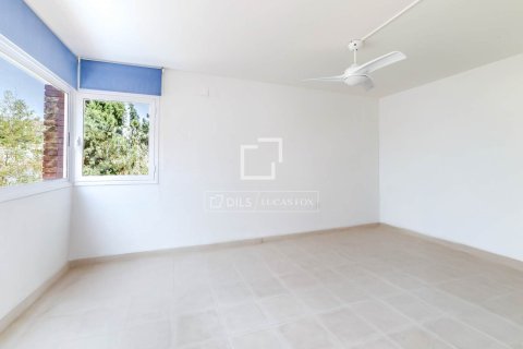 Villa for sale in Sitges, Barcelona, Spain 7 bedrooms, 278 sq.m. No. 150724 - photo 12