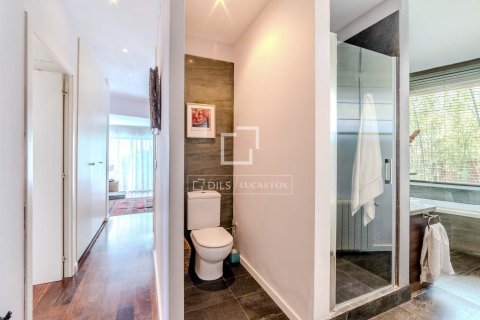 Villa for sale in Sitges, Barcelona, Spain 7 bedrooms, 278 sq.m. No. 150724 - photo 6