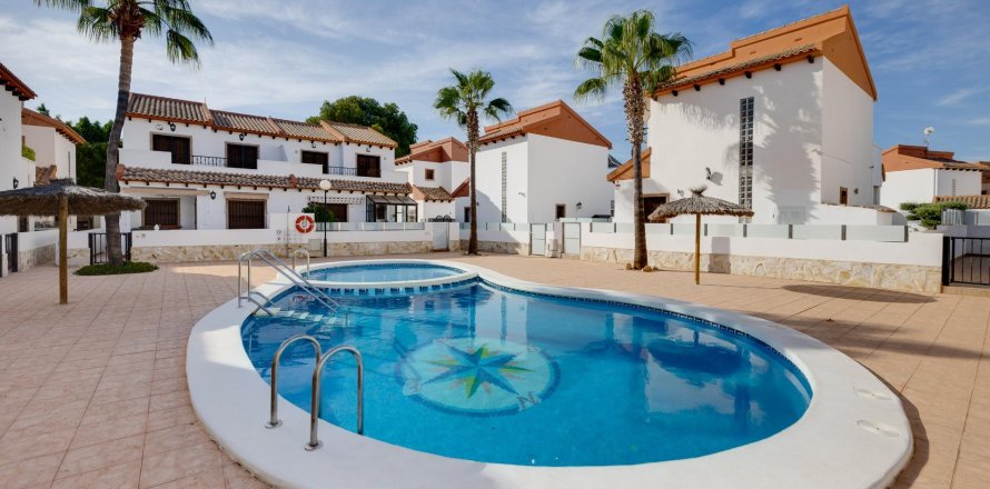 Villa Villamartin, Alicante, Espagne 3 chambres, 89 m2 No. 139334