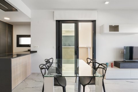 Apartment à vendre Alicante, Espagne, 2 chambres, 75 m2 No. 139333 - photo 3