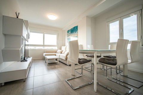 Kattohuoneisto myytävänä Dehesa De Campoamor, Alicante, Espanja, 2 makuuhuonetta, 89 m2 No. 166002 - kuva 2