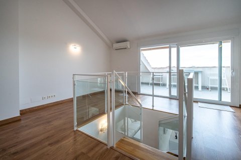 Kattohuoneisto myytävänä Dehesa De Campoamor, Alicante, Espanja, 2 makuuhuonetta, 89 m2 No. 166002 - kuva 19