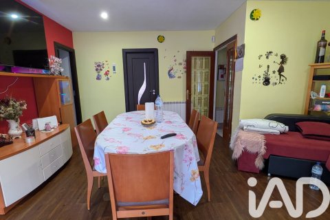 Apartamento en venta en Sallent, Barcelona, España 3 dormitorios, 95 m2 No. 185413 - foto 13