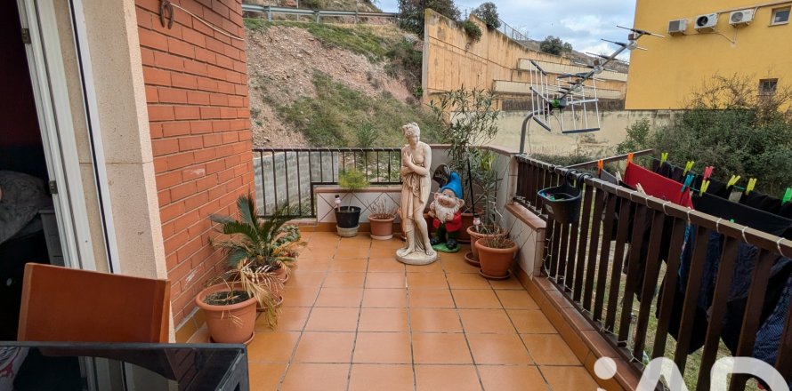 Apartamento en Sallent, Barcelona, España 3 dormitorios, 95 m2 No. 185413