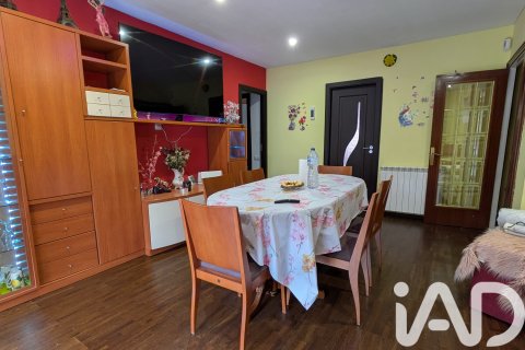 Apartamento en venta en Sallent, Barcelona, España 3 dormitorios, 95 m2 No. 185413 - foto 12